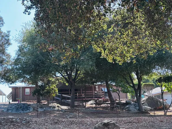 933 Mark Twain Rd, Angels Camp, CA 95222