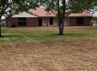 25 Jack Williamson Rd, Yazoo City, MS 39194