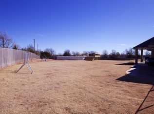4190 Sundance Ln, Newalla, OK 74857