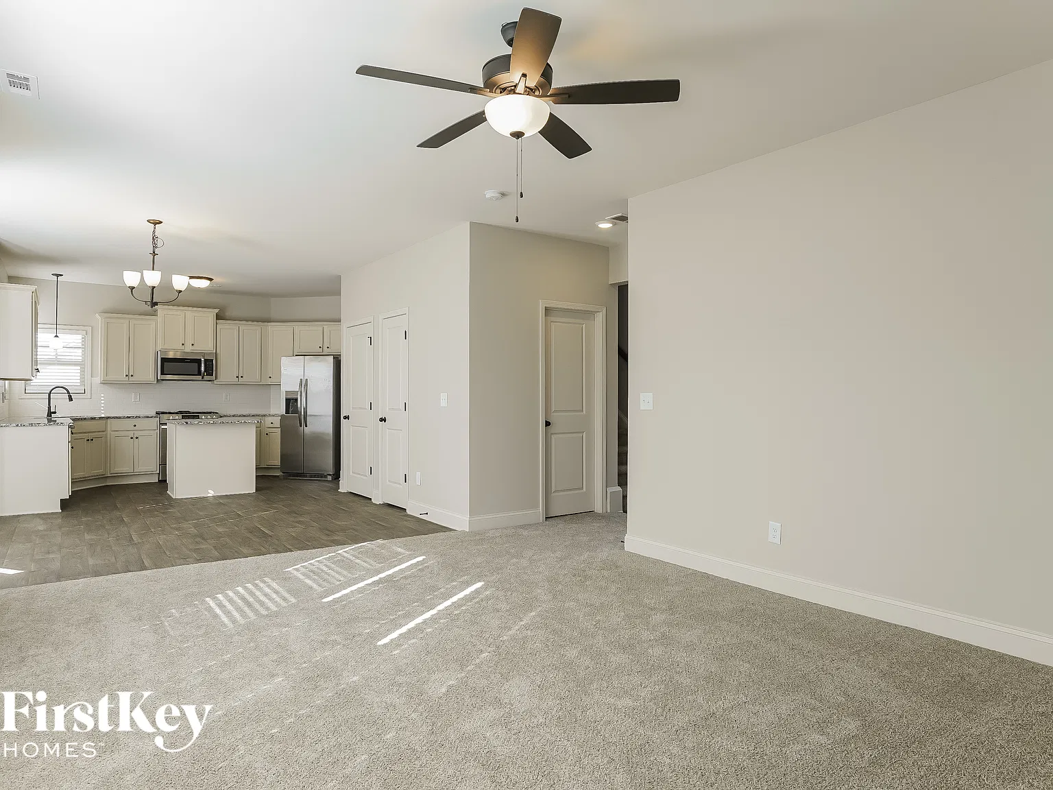 3 bed, 2.5 bath, 2112 sqft, $2,505 — Photo 4