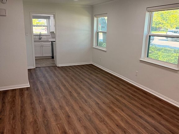 5th image of 3933 Inwood Rd APT 1023