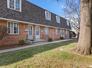 900 S Durkin Dr UNIT 7, Springfield, IL 62704