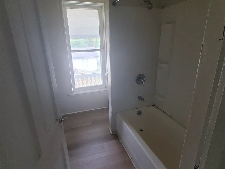 115 Center St #2 — Photo 2
