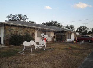 1548 Debonair Dr, Holiday, FL 34690