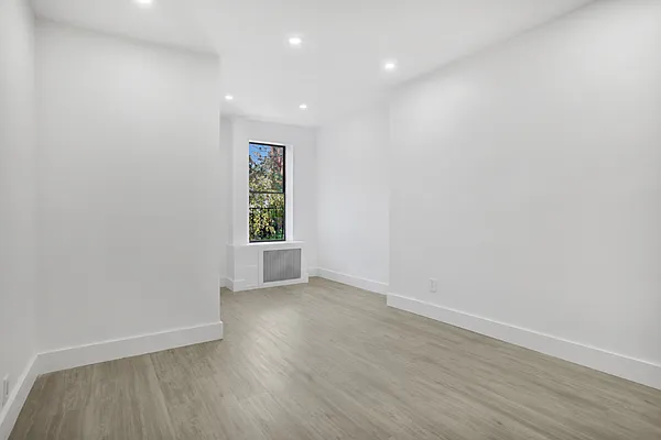 Rented by Corcoran | media 6