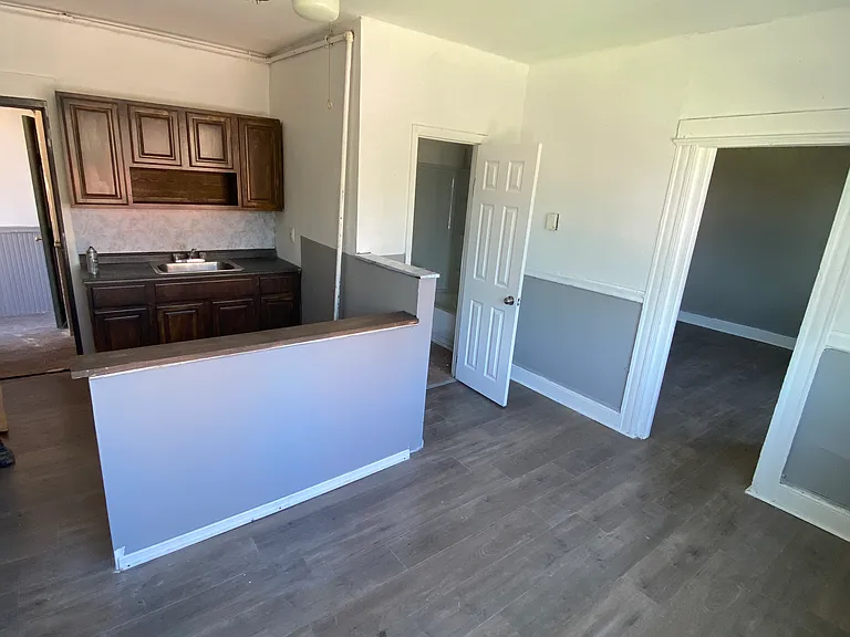 749 Arctic St #18 — Photo 6