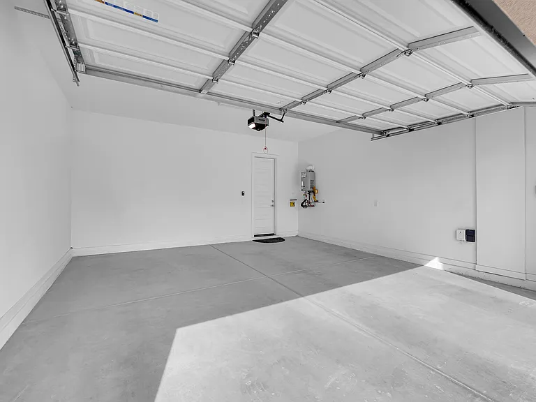 323 Robledo St — Photo 37