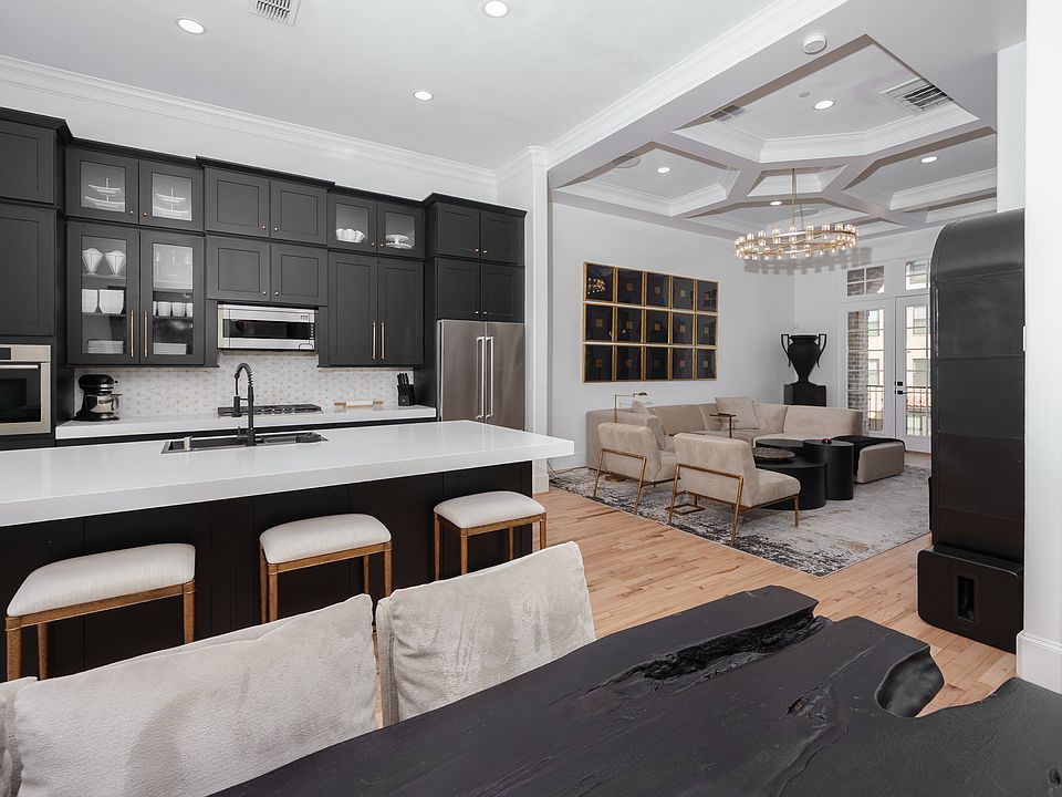 1st image of 727 Will Rice Ave