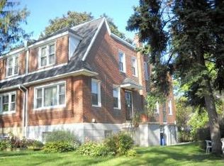 1415 E Barringer St, Philadelphia, PA 19150