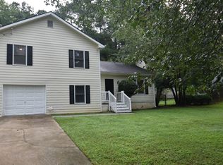 1622 Bennett Rd, Grayson, GA 30017