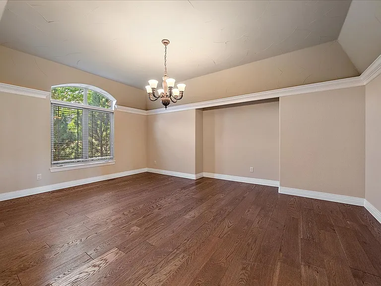 6265 Diamond Ridge Pkwy — Photo 13