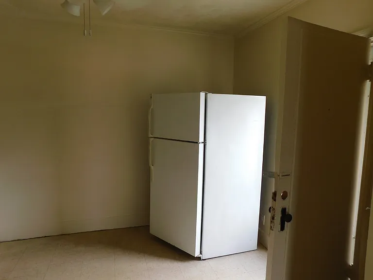 838 Howard St #3 — Photo 8