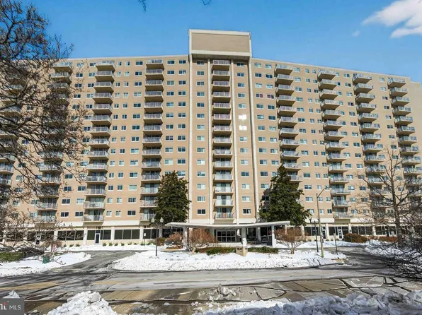 1225 Martha Custis Dr APT 516, Alexandria, VA 22302