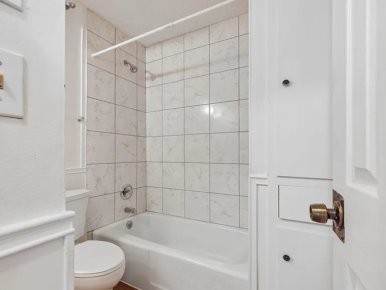 4713 Sagebrush Trl #B — Photo 8