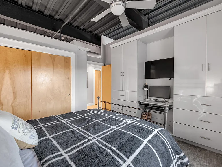 350 E Short St #209 — Photo 24