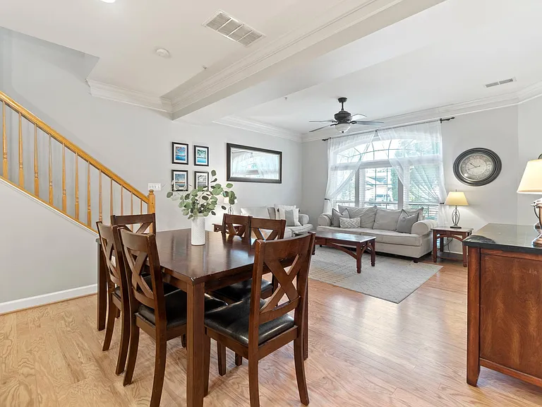 Living room/dining room combo