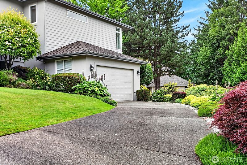3rd image of 14420 SE 84th Street