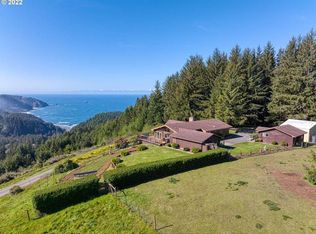 95525 W Huckleberry Ridge Rd, Brookings, OR 97415