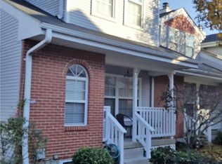 3110 Park Hampton Ct, Saint Louis, MO 63139