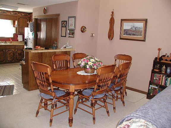 3rd image of 218 Rock Knoll Dr