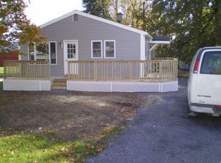 83 Elm St, Champlain, NY 12919