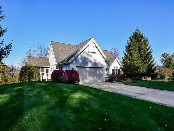 2nd image of 5674 Sanctuary Dr NE #25
