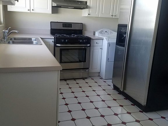 5th image of 3504 Morningside Dr NE