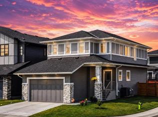 1429 N Chinook Gate Gln SW, Airdrie, AB T4B 5J2