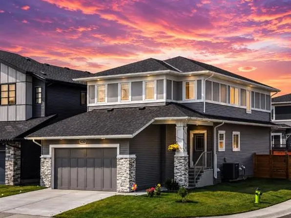 1429 N Chinook Gate Gln SW, Airdrie, AB T4B 5J2