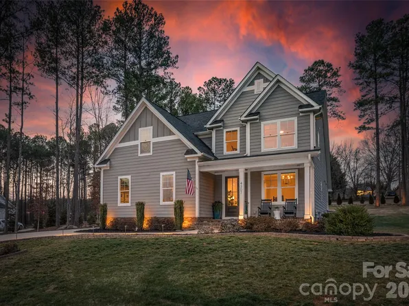 4307 Island Fox Ln, Denver, NC 28037