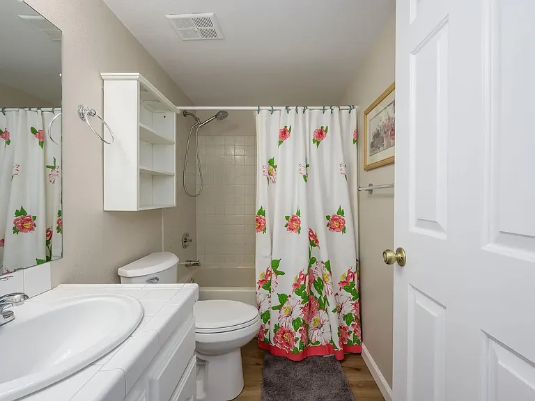 12212 N Paradise Village Pkwy S — Photo 33
