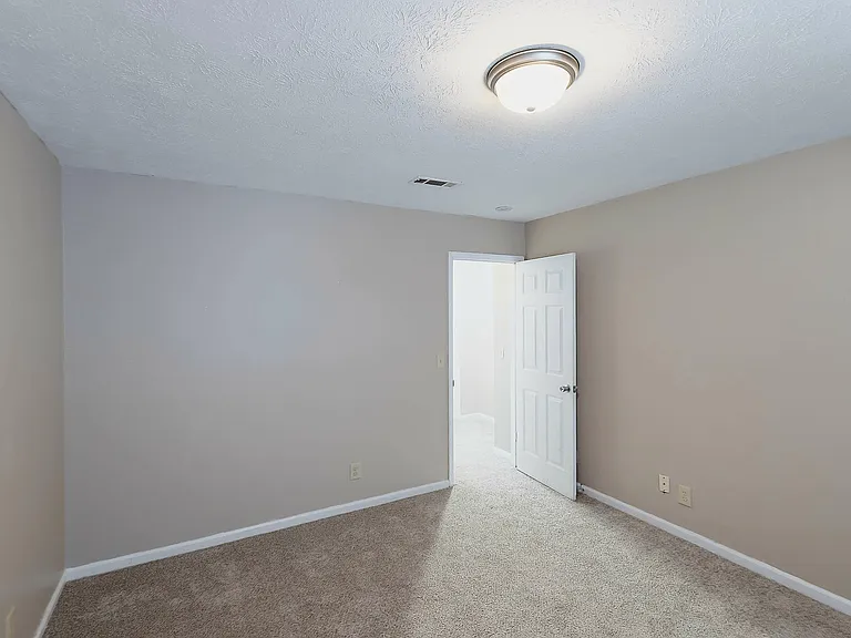 Virginia Terrace — Photo 14
