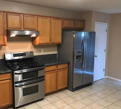 3rd image of 4332 Aubergine Way