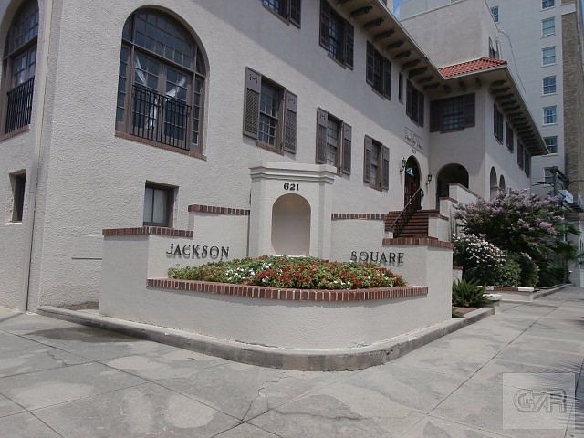 1st image of 621 21st St