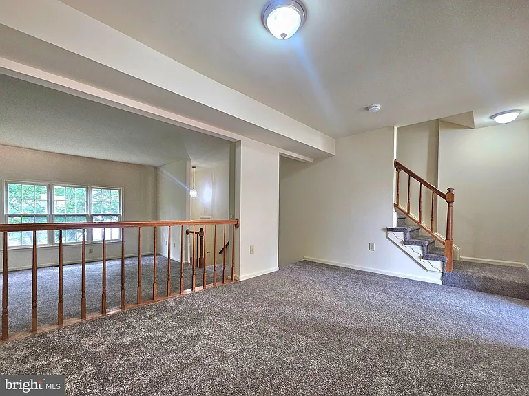 4719 Gainsborough Dr — Photo 8