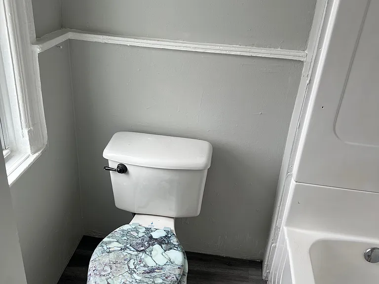 24 Whittier Ave #1 — Photo 8