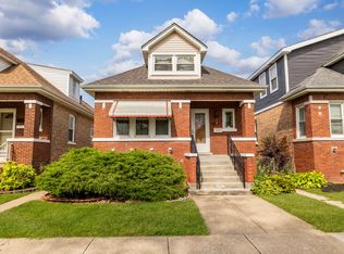 2438 Grove Ave, Berwyn, IL 60402