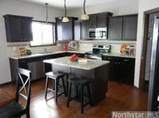 1615 Friesian St, Shakopee, MN 55379