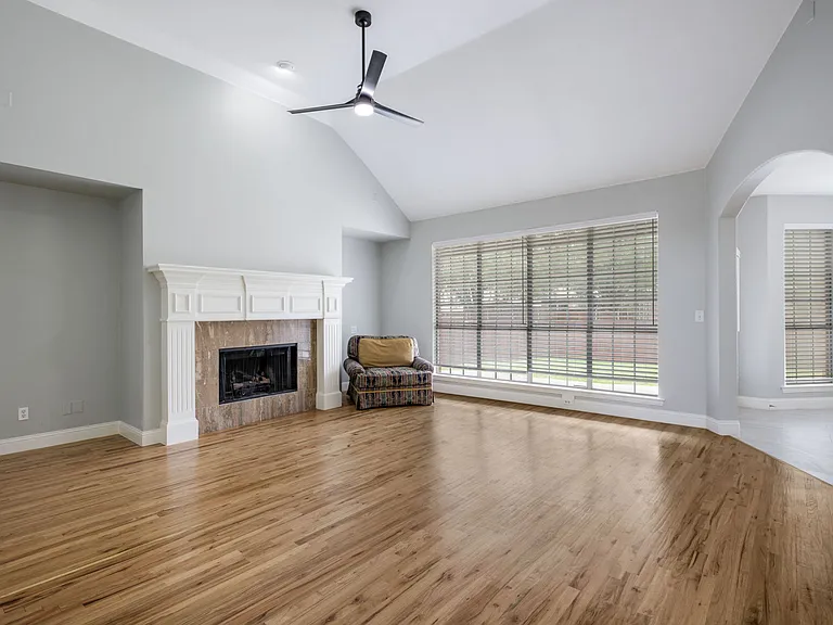 4804 Appleridge Dr — Photo 6