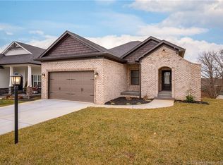 95 Old Capital Rdg NE, Corydon, IN 47112