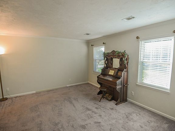 5th image of 3405 Blue Quill Ln