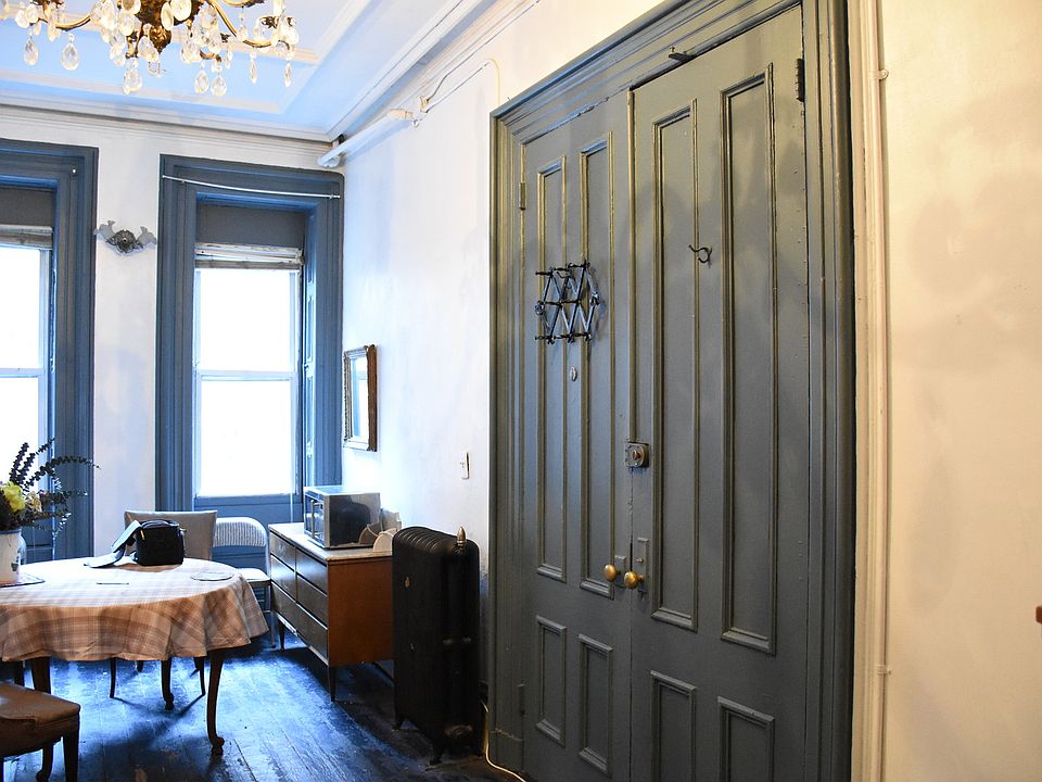 1st image of 325 E 82nd St APT 2