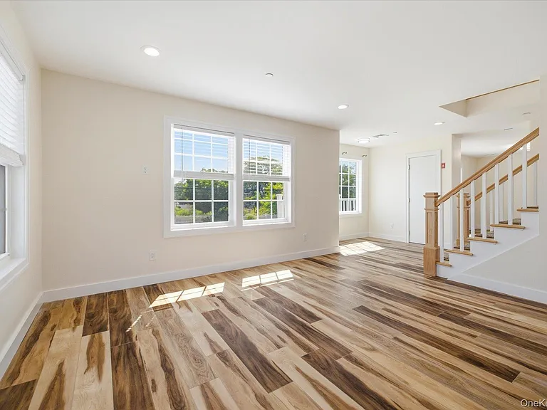 740 S Ocean Ave — Photo 24