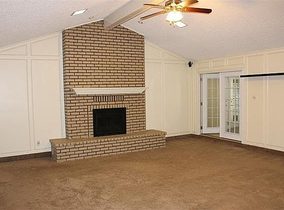 3rd image of 1512 Northwood Ct