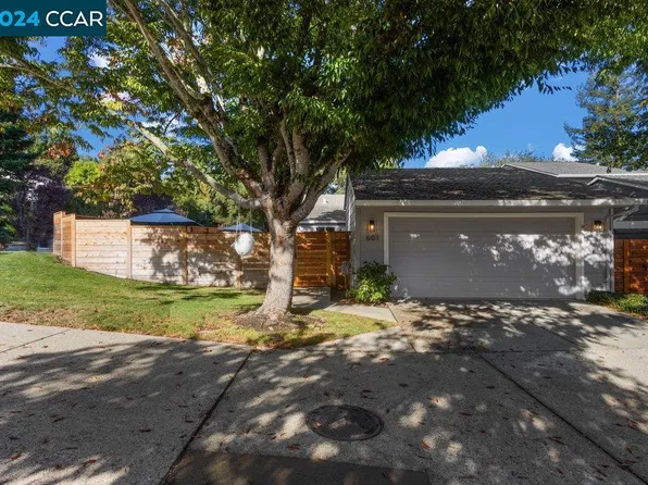 601 Augusta Dr, Moraga, CA 94556