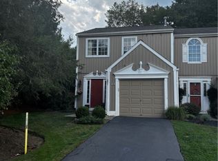 73 New London Ln, Oakmont, PA 15139