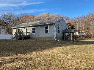 1108 River Rd, Newburgh, NY 12550
