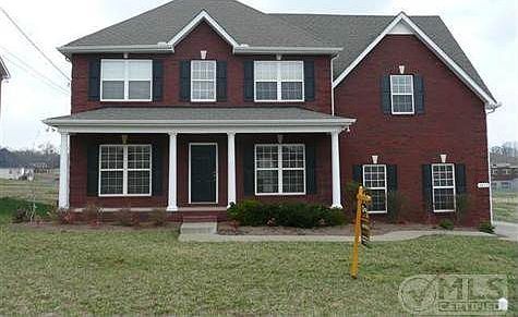 1st image of 3917 Henricks Hill Dr
