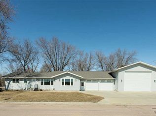 1100 E 64th St N, Sioux Falls, SD 57104