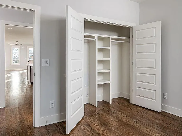 2nd Bedroom Closet